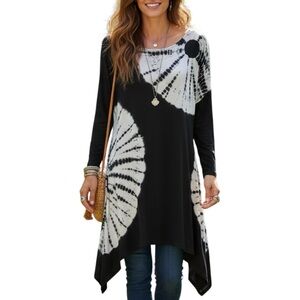 Belldini Black White Tie Dye Bling Sharkbite Hem Pullover Tunic Top Medium